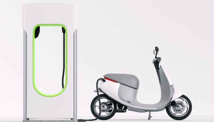 ¿Es posible hacer viajes de más de 50 kilómetros con scooters eléctricos?